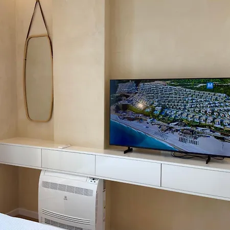 Coast Pearl * Palasë